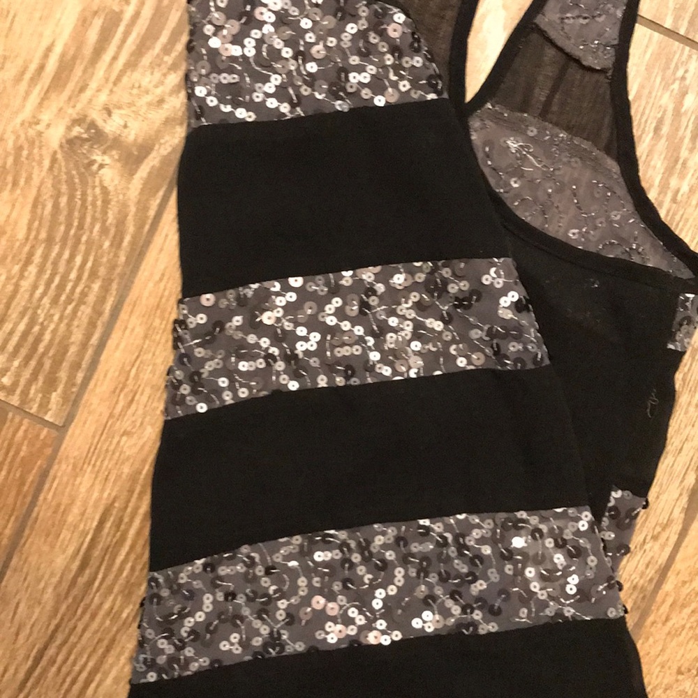 ‼️$5 Clearance‼️ Lush sheer and sequin tank - Picture 5 of 5